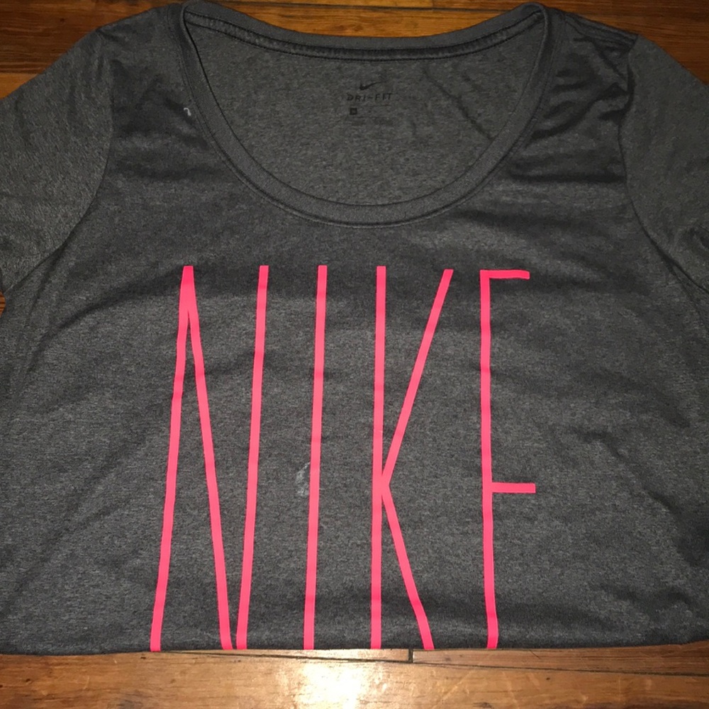 Nike dri-fit tee